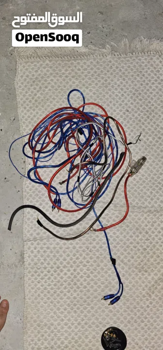 سماعات pioneer مضخم صوت أمبليفاير جي ام sony . طقم صوت سيارة متكامل وجاهز للتركيب