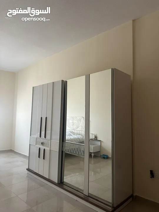 White color bedroom For sale