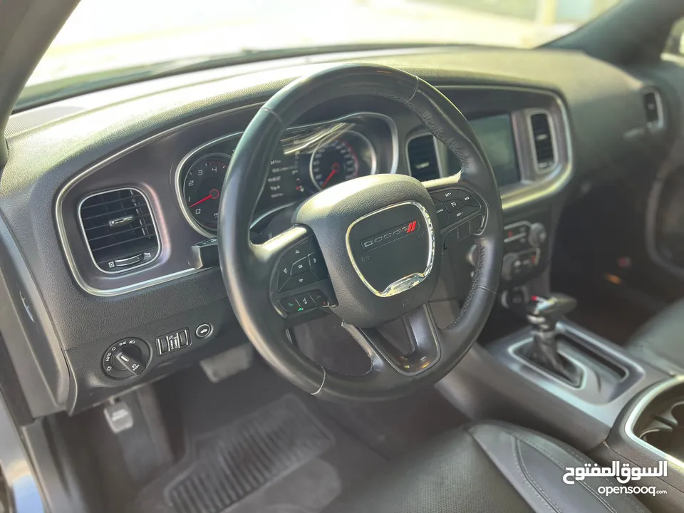 Dodge CHARGER SXT v6 model 2018 FOR SALE