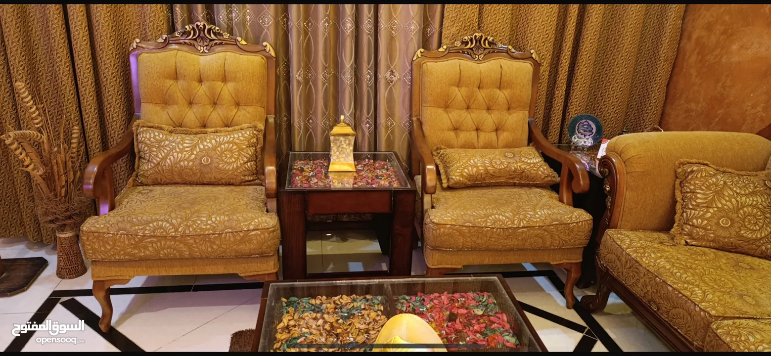 كنب غرفة سفرة 9 مقاعد فخم في ابو نصير عمان