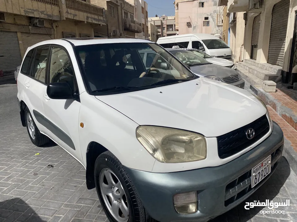 Toyota R4 good condition 2003