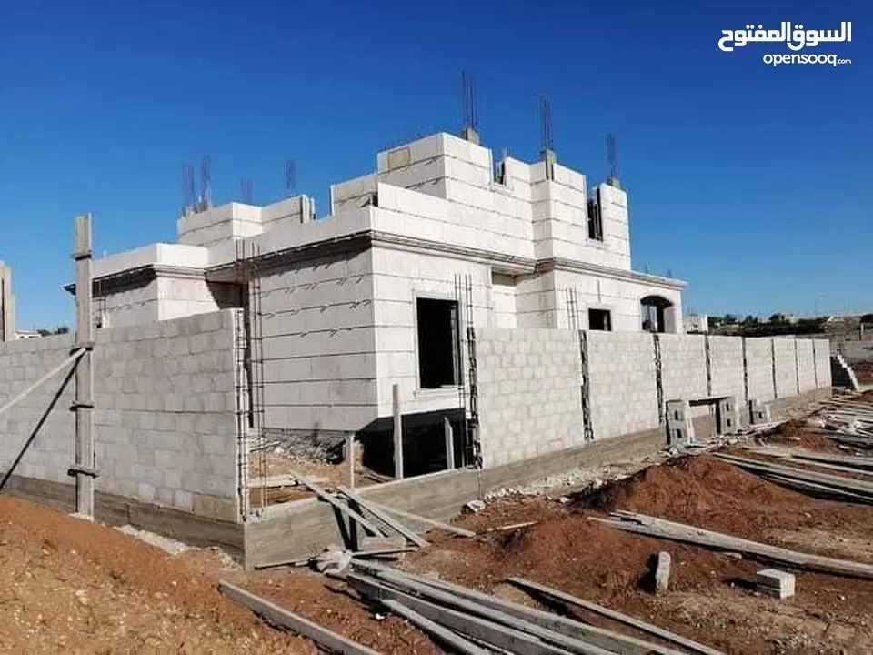 حجر بازلت جميع المقاسات والديكورات  حجر بناء.بلاط بازلت شلالات نوافير باربيكي فير بليس كندرين #بازلت