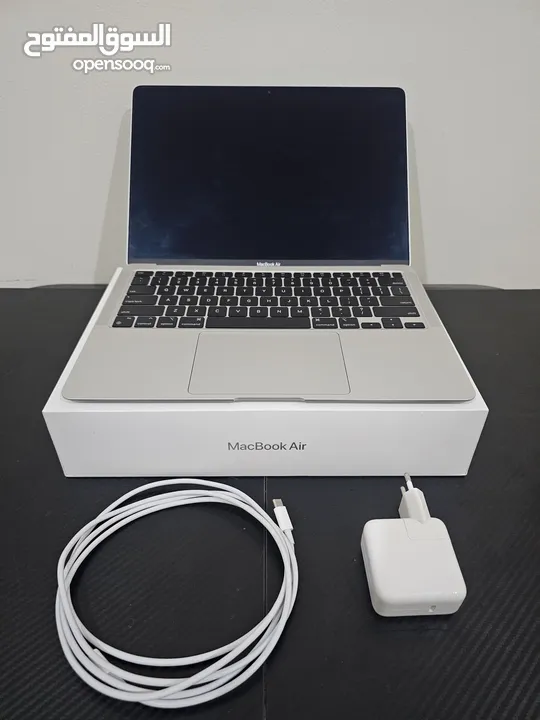 13-inch MacBook Air للبيع مستعمل نظيف