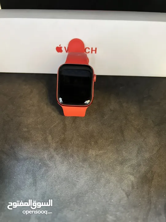 Apple Watch 6 44mm شبه جديد