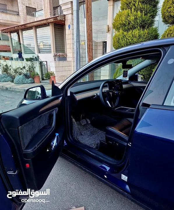 للبيع او البدل او تقسيط دفعة Tesla model y 2023 10000