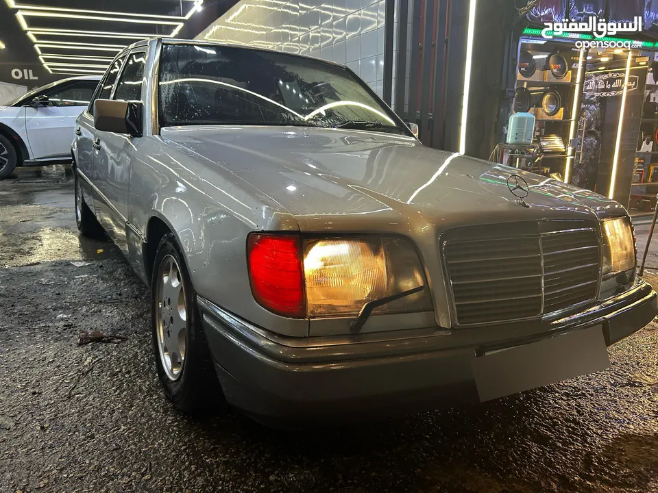 مرسيدس بطه E200 W124 موديل 1985 محوله 1995 للبيع