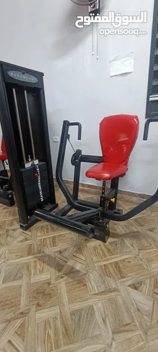 نادي كامل للبيع