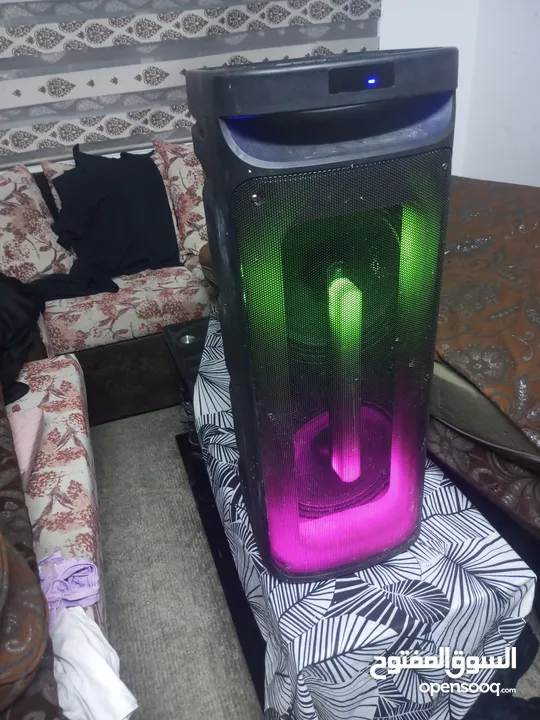 سماعه بلوتوث وفلاشه صوت قوي جدا