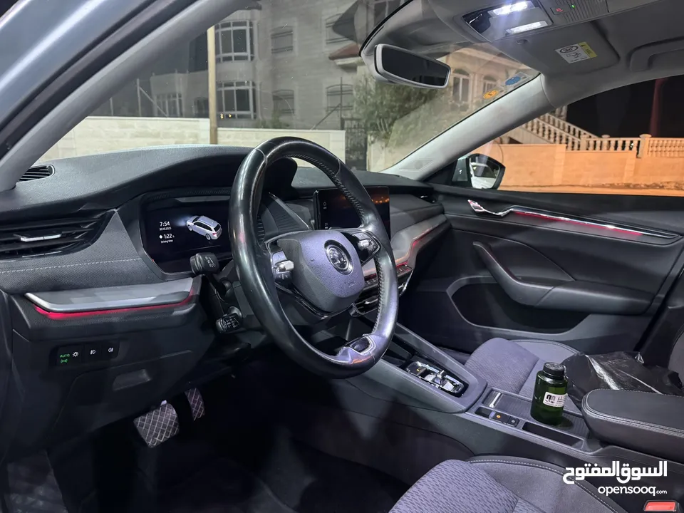 سكودا اوكتافيا ستيشن A8 2021 عداد قليل و فحص نخب ، بحالة الوكالة ، إضافات كاملة