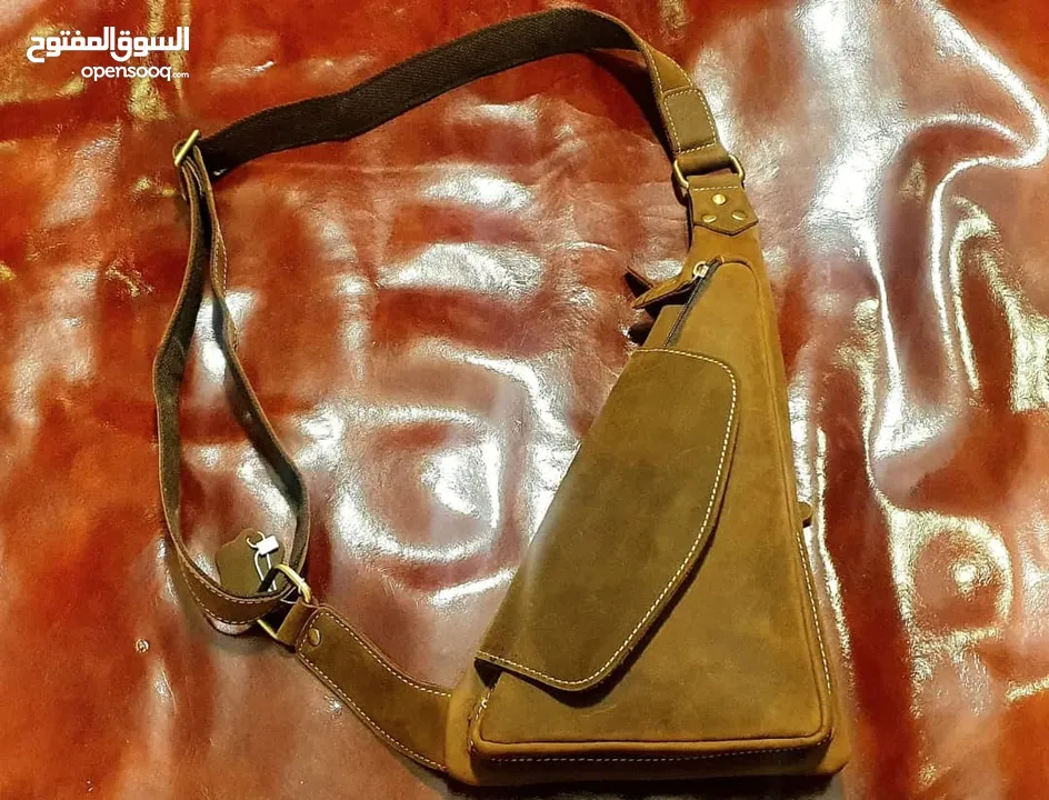 Handmade leather shoulder bags حقائب  جلدية مصنوعة يدويا