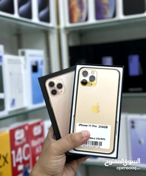 أقوى عرض : iPhone 11 pro 256gb هواتف نظيفة بحالة الوكالة بدون اي شموخ أو مشاكل مع ضمان و ملحقات