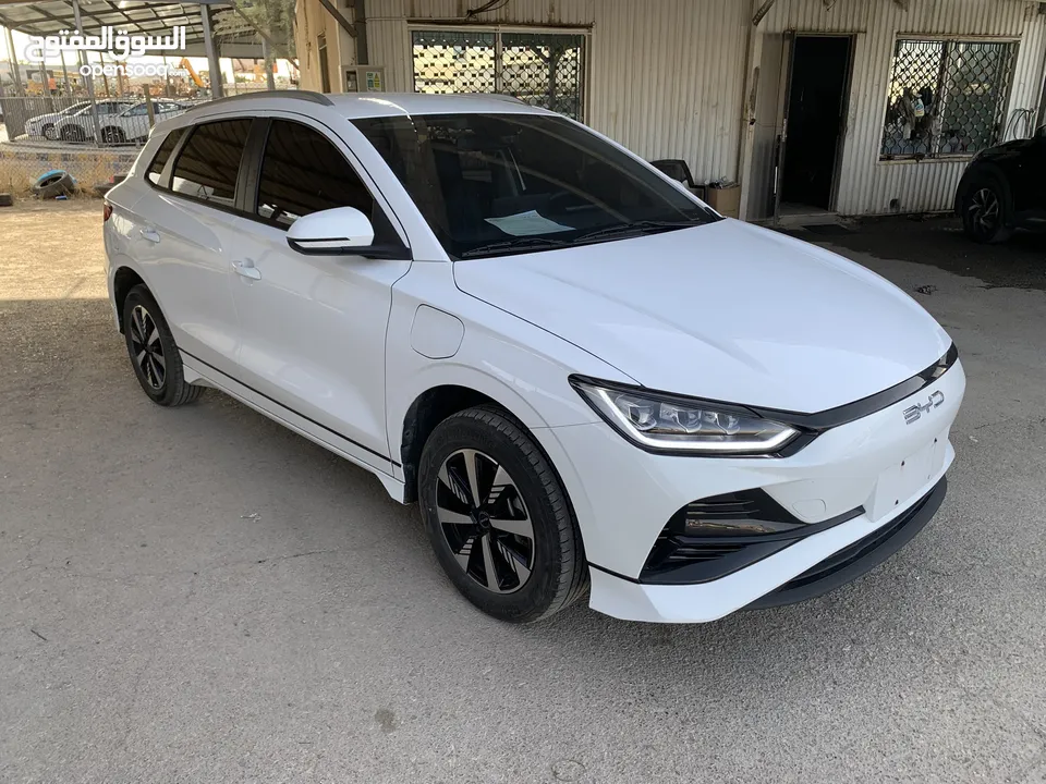 BYD E2 2022 بي واي ديه 2022 صنف لوكشري فل الفل بحاله الوكاله