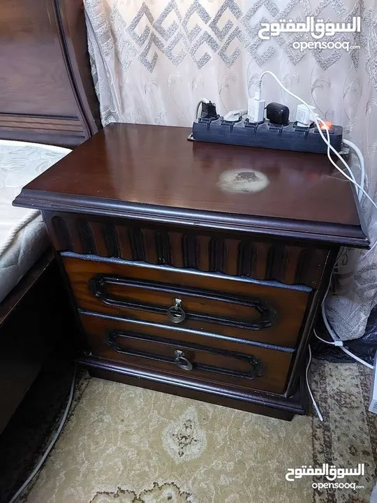 غرفه نوم king size تفصيل ثقيله مستعمله بحاله جيده جداً
