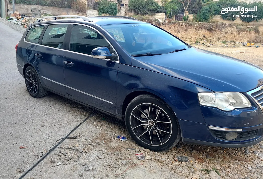 فولسفاجن باسات ستيشن 2009 5 ركاب واسعة في الداخل كذلك الديه كبيره