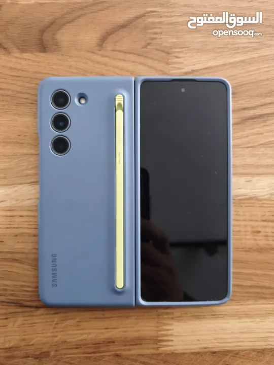 جهاز سامسونج فولد 5 مع كفرين سامسونج اصلي