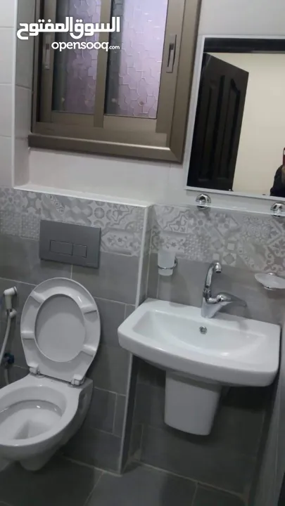 شقة غرفتين مفروشة للإيجار في عين مصباح قرب القدس المفتوحه