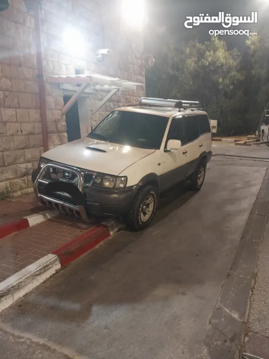 نيسان تيرانو متور 2700