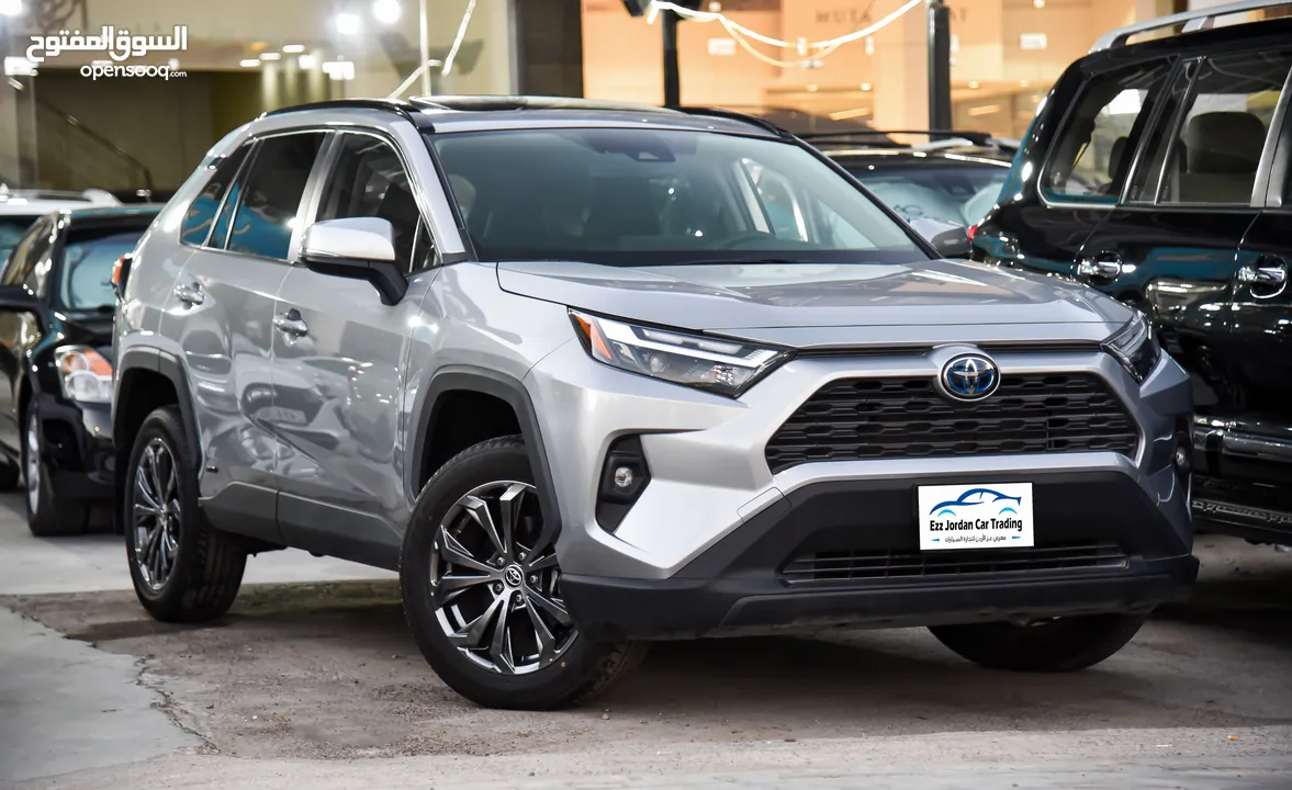 تويوتا راف فور XLE بمواصفات عالية وبحالة الزيرو Toyota RAV4 Hybrid XLE 2022