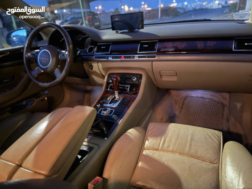 Audi A8 2004