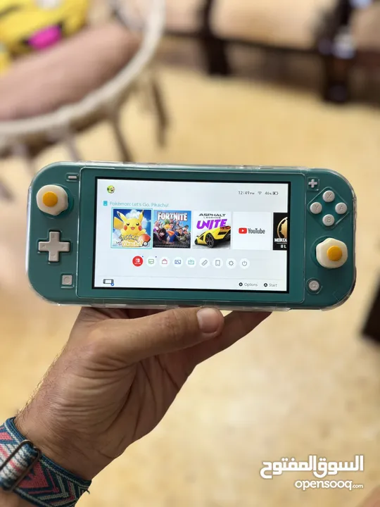 مع شريط لعبه Nintendo Switch light