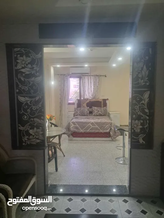 استيديوهات مفروشة شامل ماء وكهرباء وانترنت