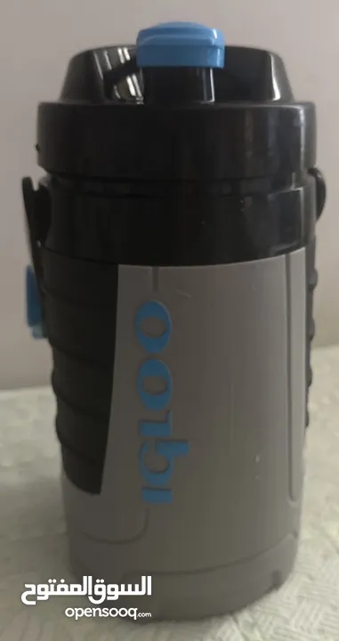 Igloo water container and food container lunch box  اغلو بوكس مع مطرة مي