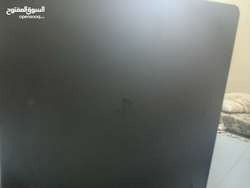 جهاز PS4 SLIM للبيع او للبدل على PS3 مع فرقية