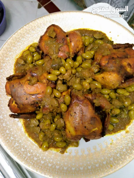 طباخ مغربي يجيد جميع انوع الطبخ