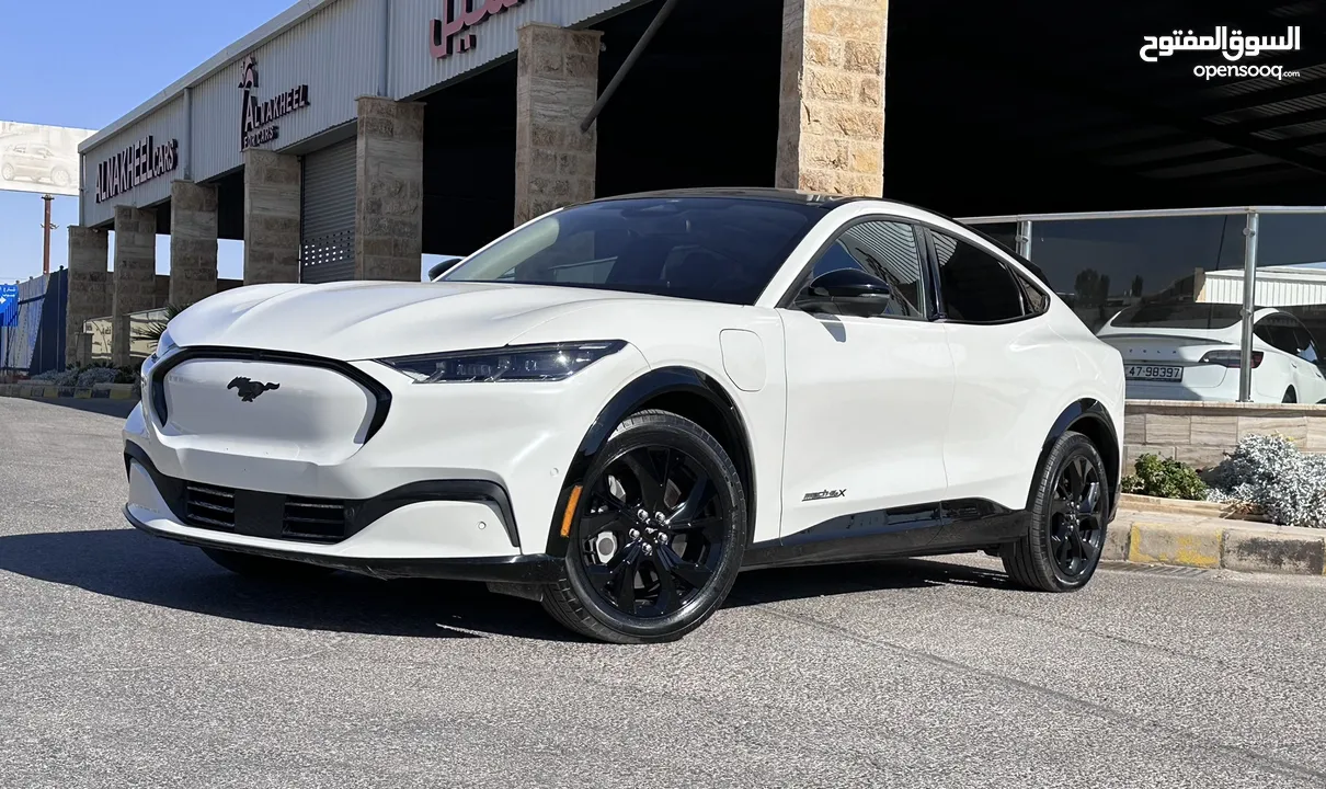 ‏FORD MUSTANG MACH-E Premium AWD 2023