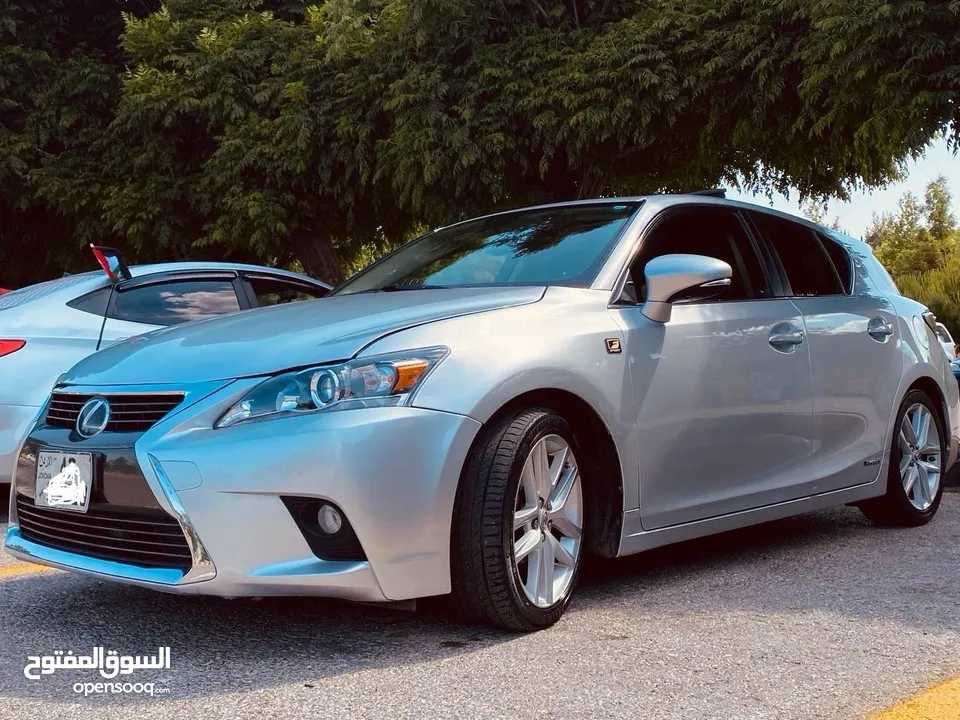 ليكزس ct200h 2015 lexus للبيع