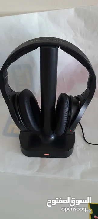 سماعات Brookstone