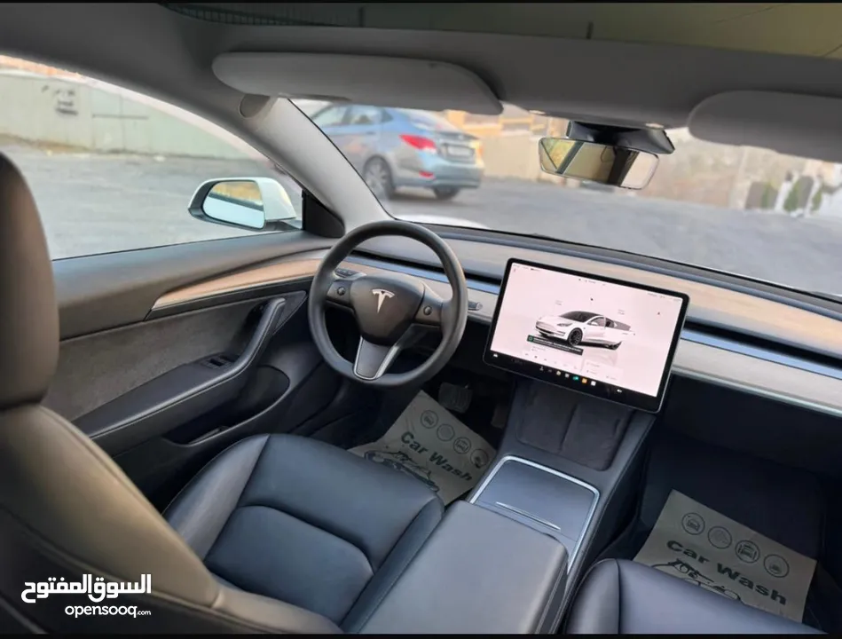 جمرك جديدTesla model 3