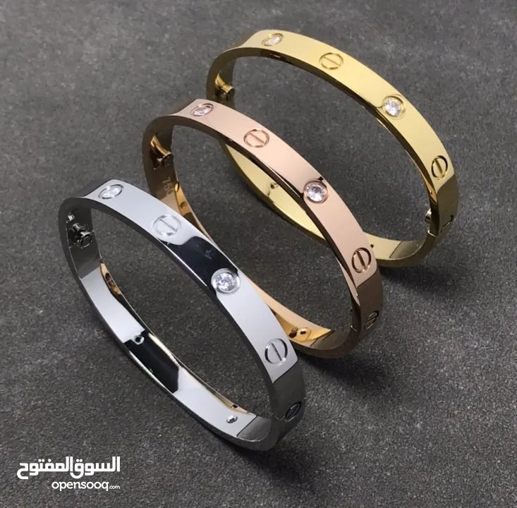 طقم كاركتير ثلاث اساور مع ثلاث خواتم
