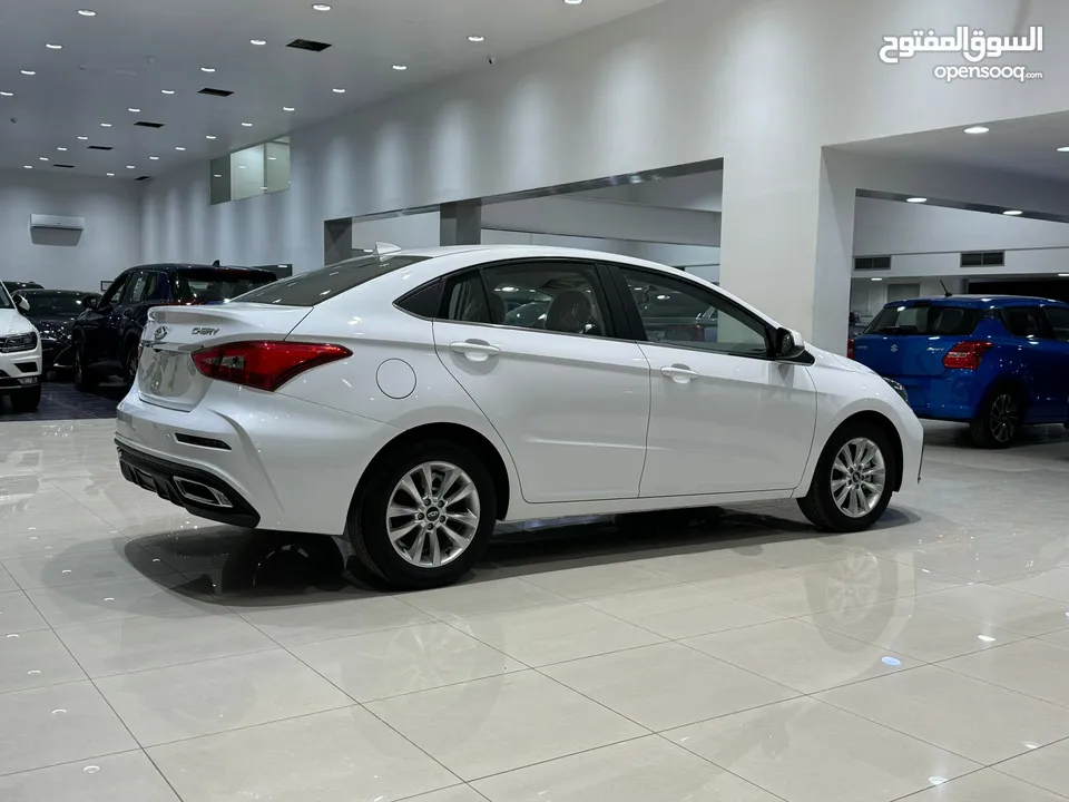 Chery Arrizo5 / 2024 (White)