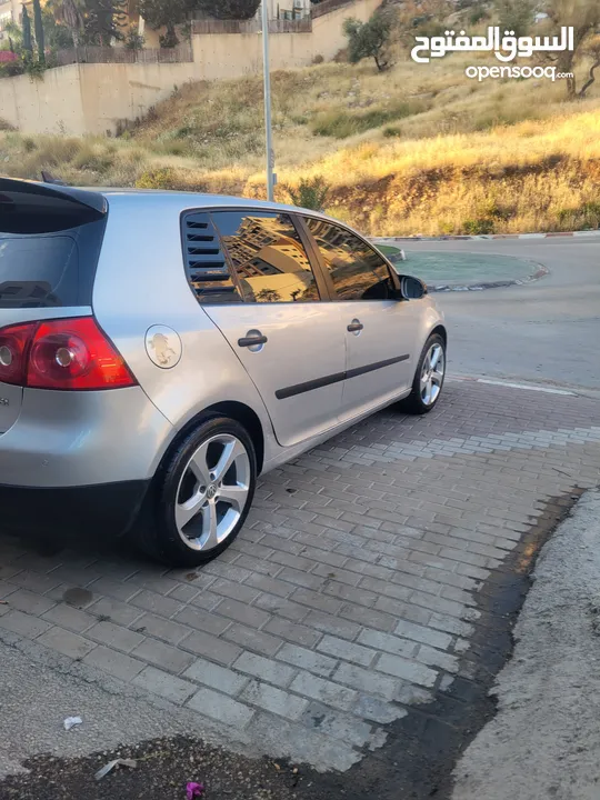 جولف MK5 2005 السياره شركة  سعر حرق في مجال 32