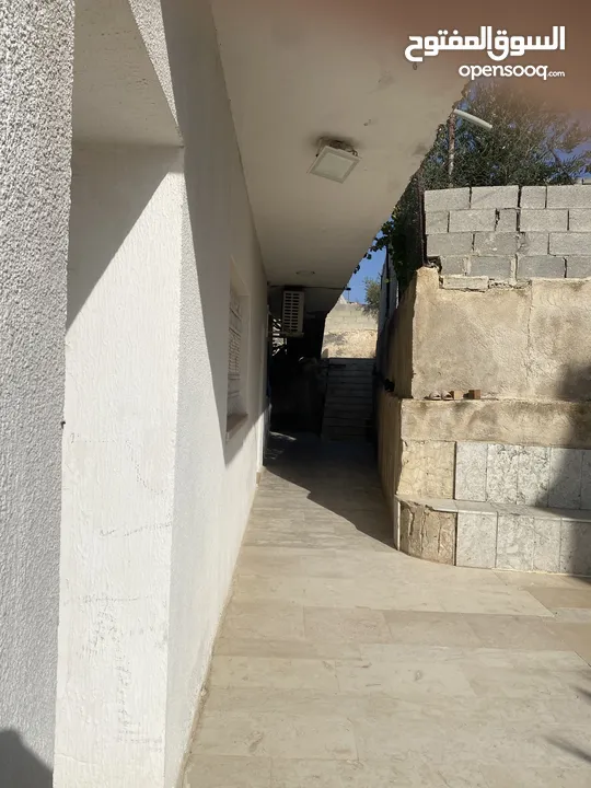 بيت مع الارض جاهز للسكن طابو B سعر مناسب من مالك مباشر  بين أبو نجيم واد  رحال موقع هادي السكن