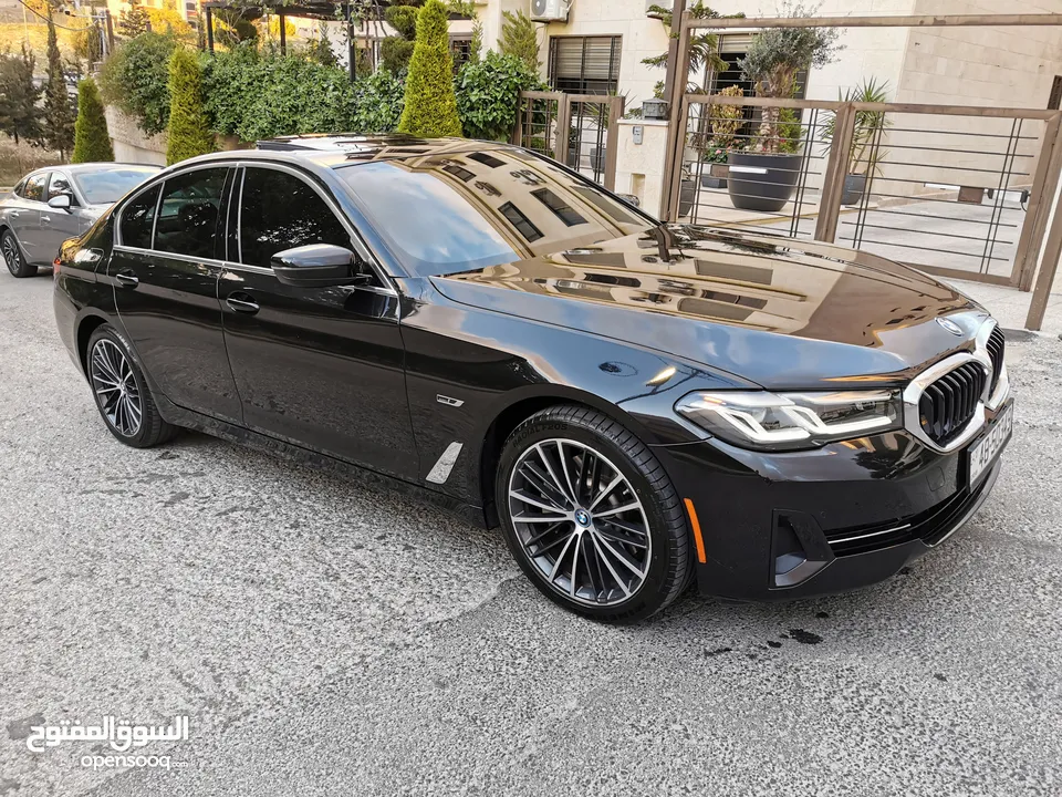 بي ام 530 e موديل 2022 e drive