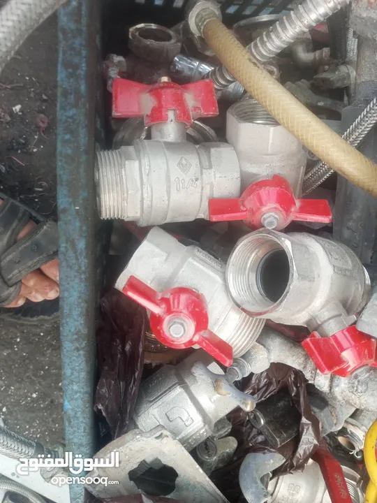 شراء وبيع جميع انواع التدفئة المركزية وغرف البويلرات