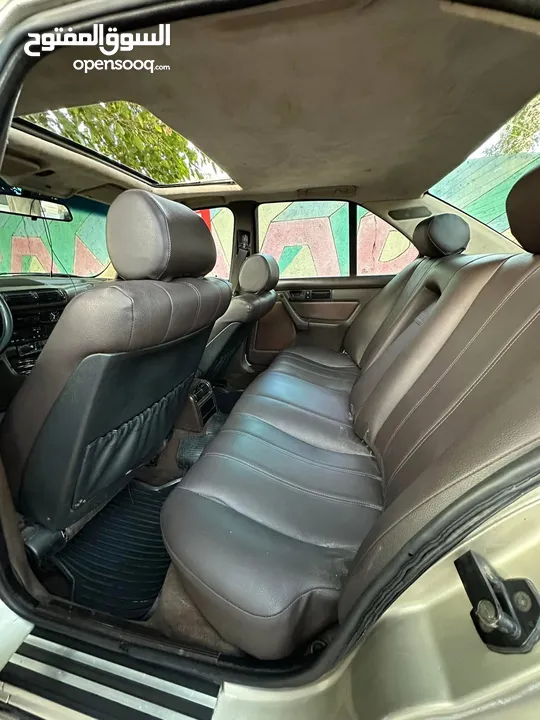 BMW e34 520 للبيع