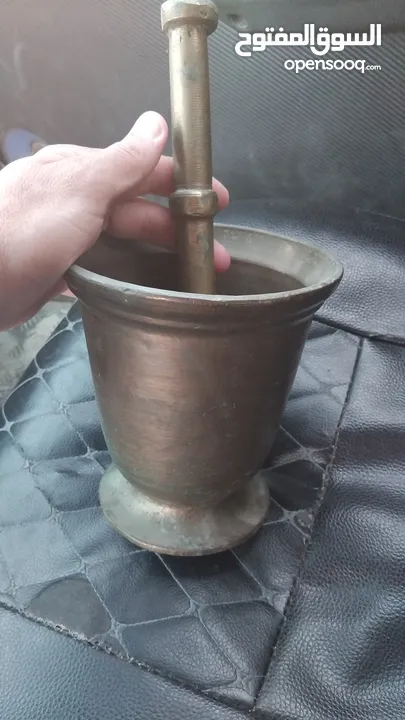 تحف ونحاسيات