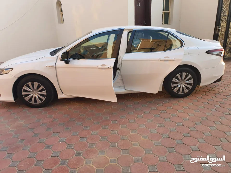 TOYOTA CAMRY GOOD CONDITION ACCIDENT FREE MODLE 2021
