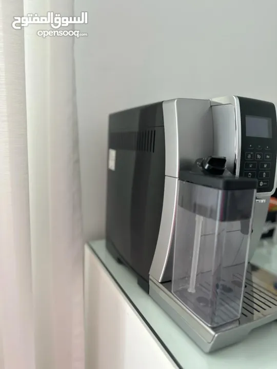 Coffee machine- DeLonghi