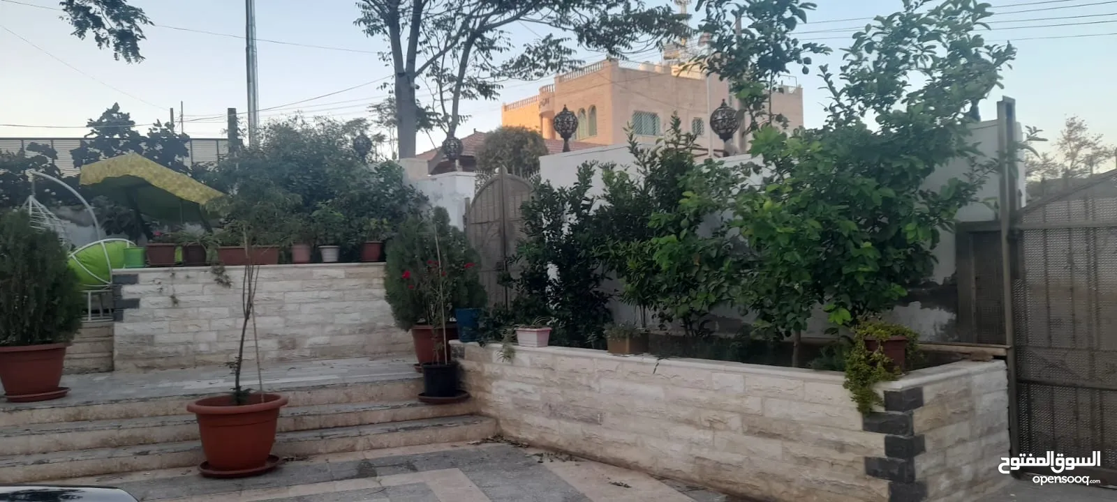 بيت مميز مستقل للبيع حي القادسية شارع 30