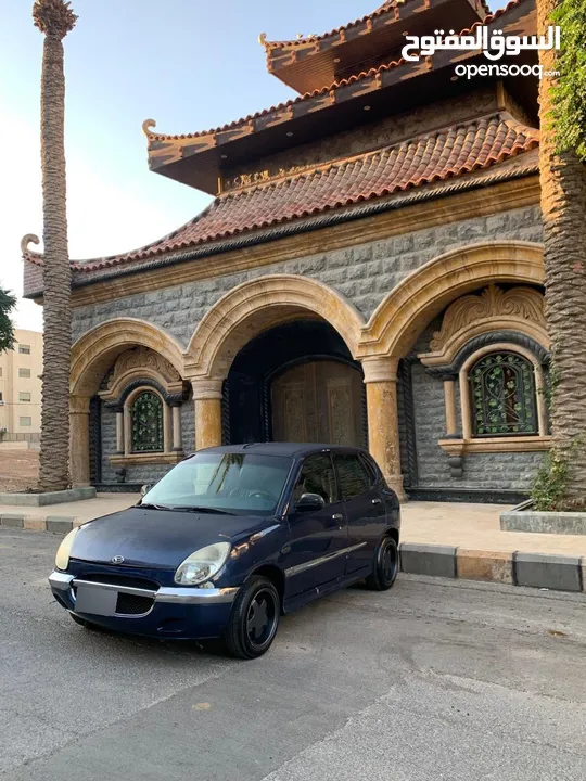 دايهاتسو سيريون 2001