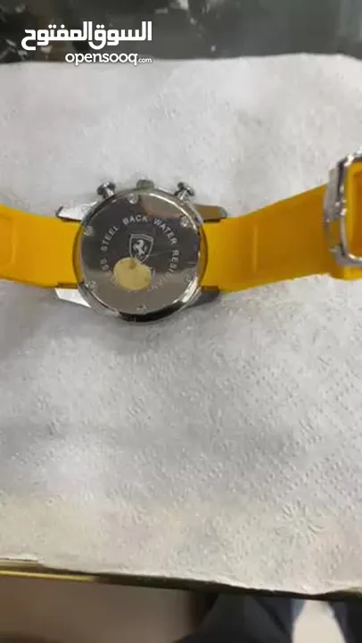 ساعة فراري اصلية