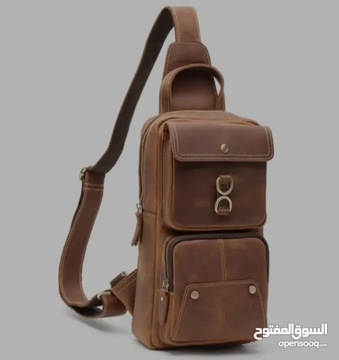 Handmade leather shoulder bags حقائب كتف جلدية مصنوعة يدويا