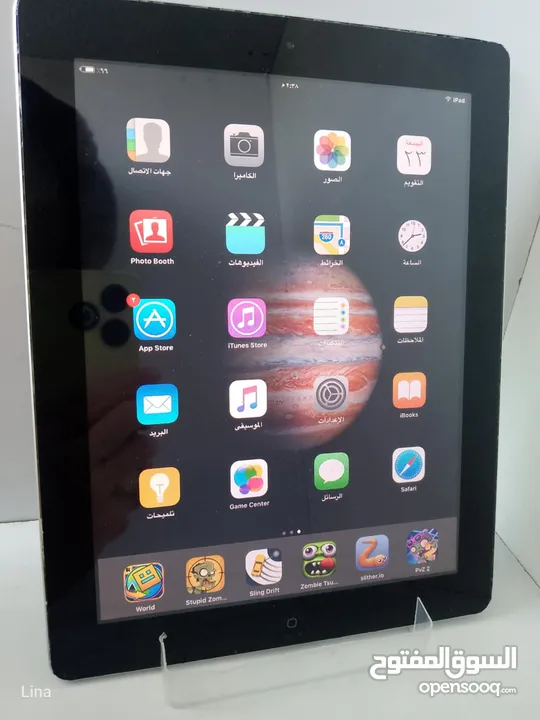 آيباد آيفون ipad4 عليه ألعاب وتطبيقات للاستخدام المتوسط، مع شاحن، التفاصيل بالوصف .....