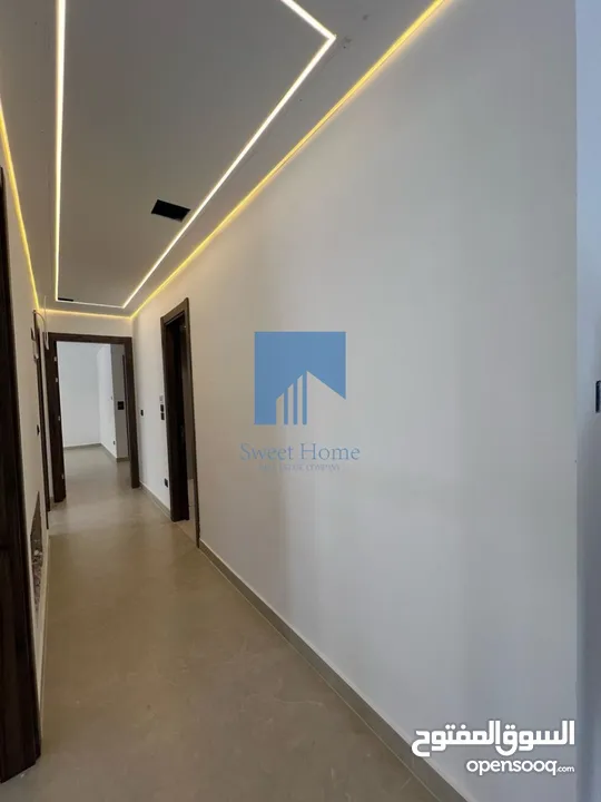 شقة فاخرة للبيع في الدوار السابع  - بالقرب من كوزمو طابق اول 135م تشطيب سوبر ديلوكس لم تسكن