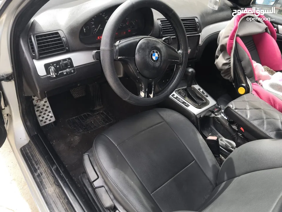 2005 BMW 320