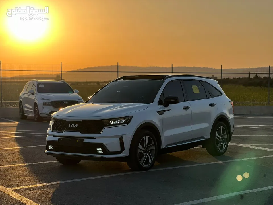 كايا سورينتو /2022 فل الفل  فتحة سقف بانوراما  4x4 ///240Hp بنزين + كهرباء  ( Haybrid) 1600cc